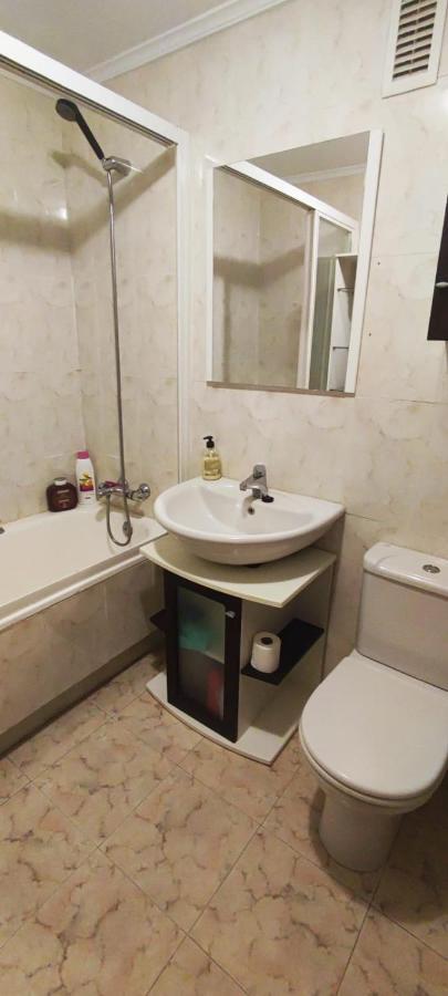 Nala House, Acogedor,Bien Comunicado,Aparcamiento Gratis En La Calle Bilbao Eksteriør billede